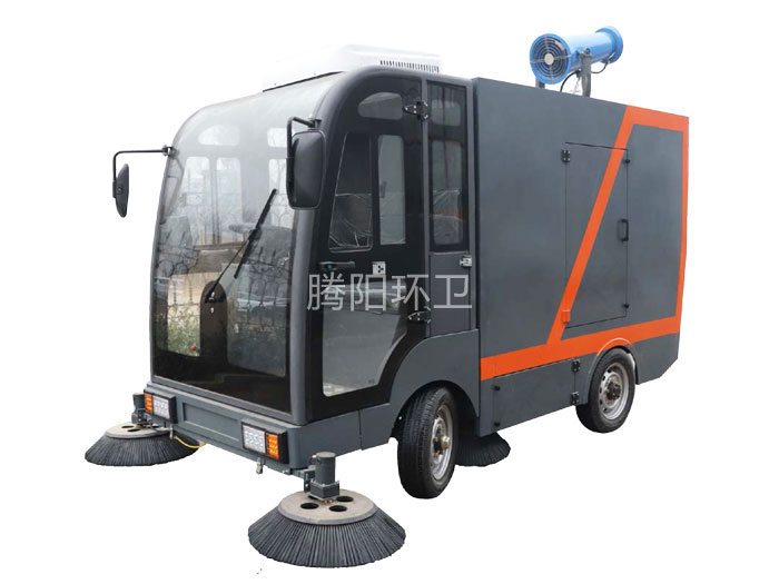 TY-2400型電動駕駛式掃地車